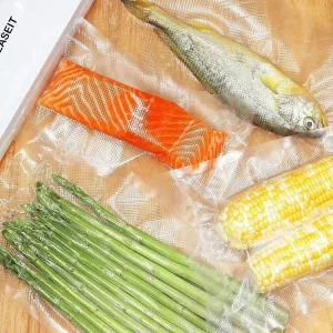 15cm*25cm China Suppliers BPA Free Food Vacuum Sealer Bag Embossed Household Vacuum Packaging Bag