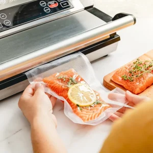 25cm*35cm*90mic Frozen Food Transparent Plastic Saver Embossed Vacuum Sealer Packing Bag Food Grade Vacuum Seal Bag
