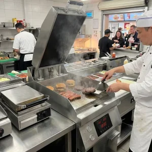 Active Compression Clamshell Griddle with Auto Lift Fast Heating Electric Hamburger Grill for Fast Food OEM