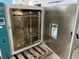 China Digital Lab Vacuum Constant Temperature Industry 70L Microwave Drying Oven for Laboratory