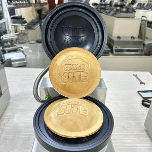 Custom Factory Price Food Grade Stainless Steel Non Stick Sandwich Waffle Makers with CE