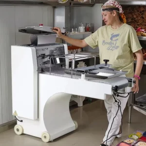 Electric Bread Maker Baguette Loaf Dough Molder Machine for Bakery for Flours
