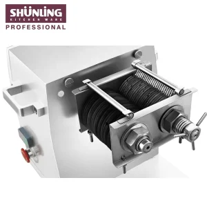 Industrial Meat Grinder New Condition Product with Manufacturer’s Guarantee High Efficiency Meat Slicer