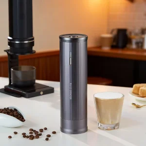 Magnetic Cover Portable Electric Coffee Grinder 10 Settings Aluminium Metal Burr with USB C for Professional Use