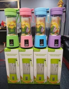 Rechargeable USB Digital Mini Blades 13oz Portable Personal Mug Mixer Smoothie Milk Shakes Fruit Ice Crushing Juice Blender Gym