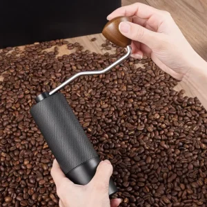 Stainless Steel Core Mini Hand Bean Grinder Double Bearing Manual Coffee Machine Coffee Grinder Outdoor Portable